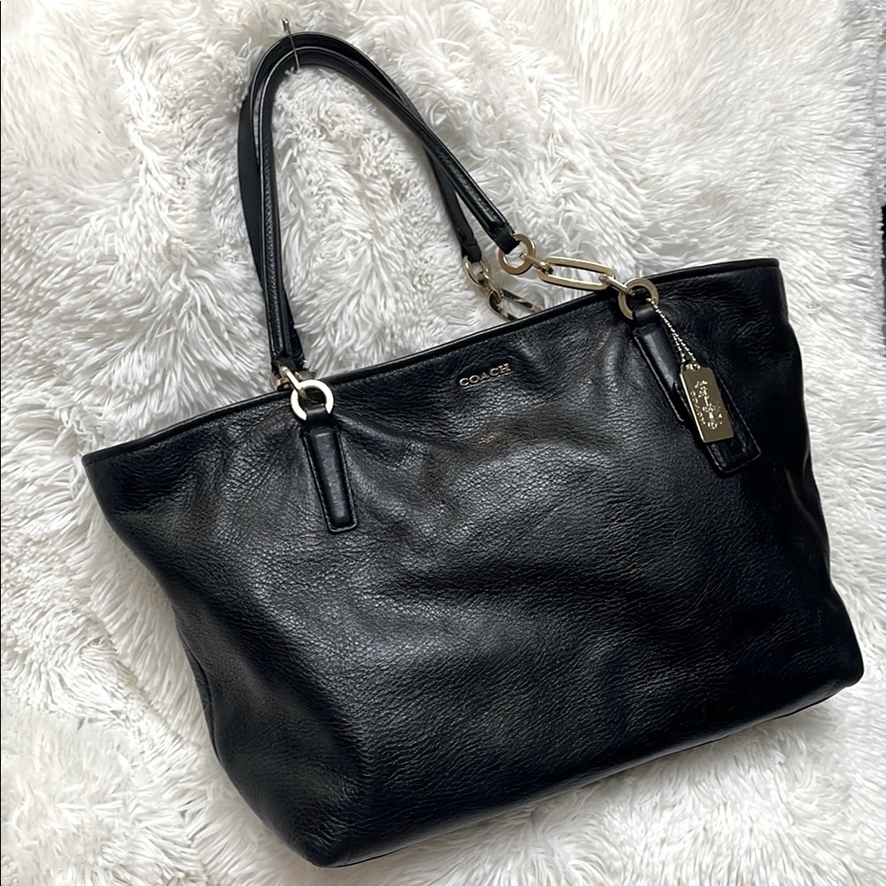 Vintage ❤️ Coach Soft Pebbled Leather Black & Gold Classic Shoulder Tote Bag EUC